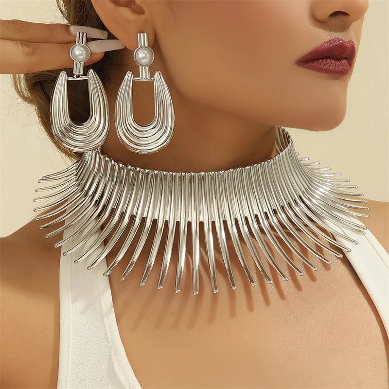 African Gold Color Metal Big Exaggerated Choker Necklace And Earrings